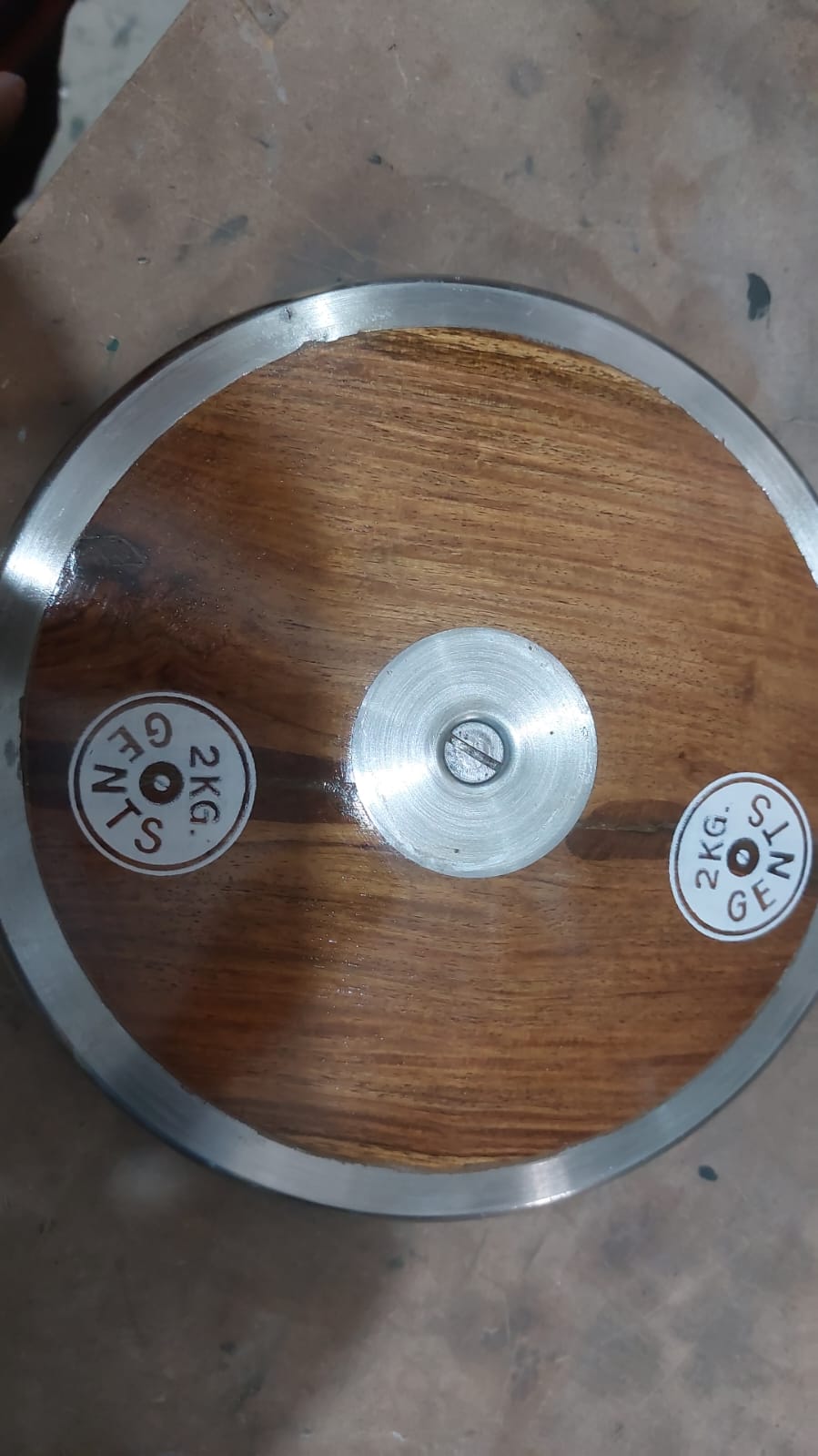 THROW DISCUS WOODEN (2KG)