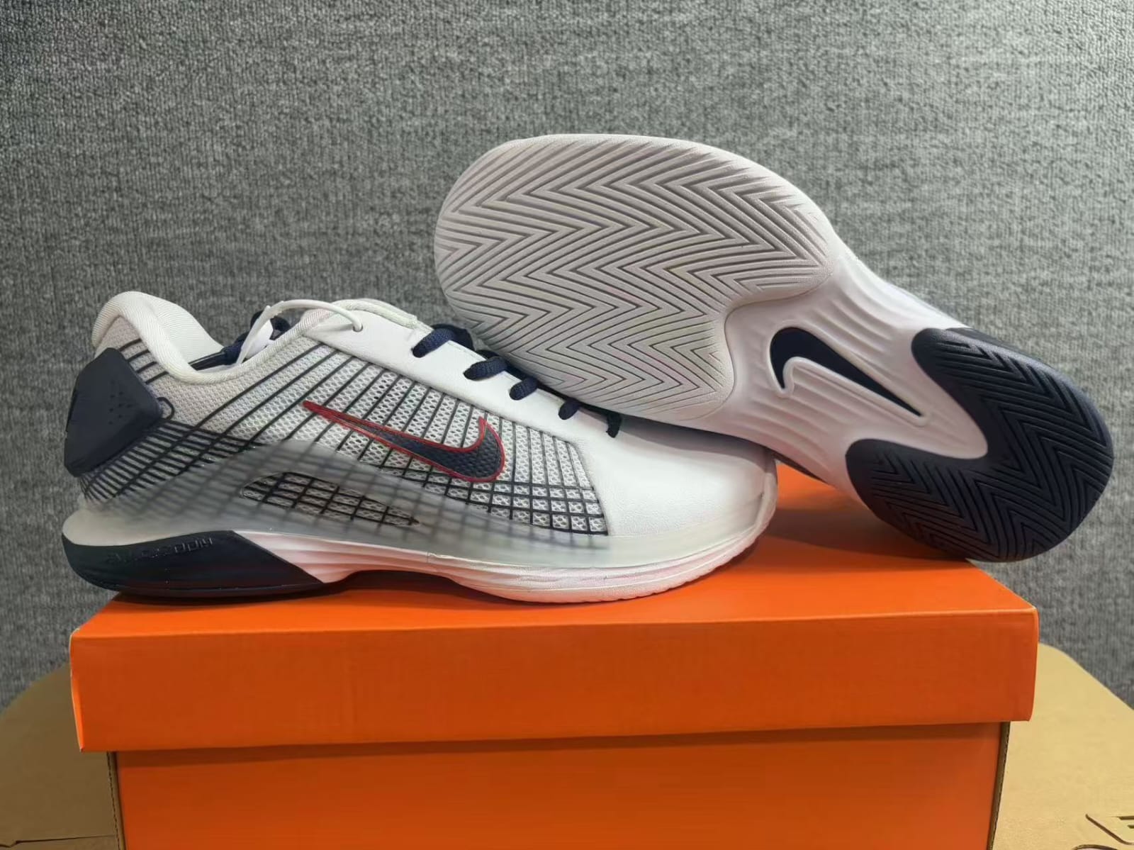 NIKE  BADMINTION  SHOES ORIGINAL