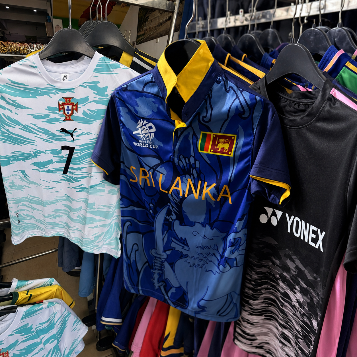 SPORTS T SHIRTS